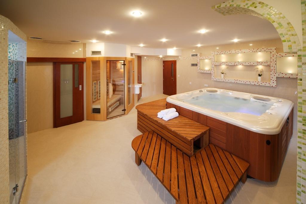 Hotel Enchanté Prešov Extérieur photo