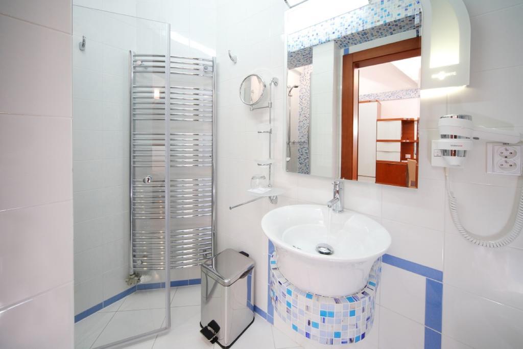 Hotel Enchanté Prešov Extérieur photo